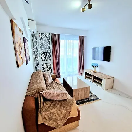 Promenada 701- La Doi Pasi De Plaja-190m Apartament *