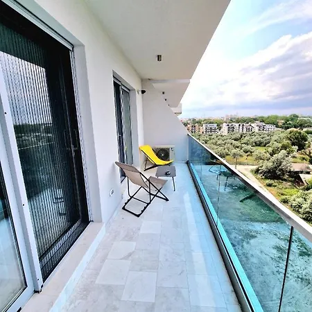 Promenada 701- La Doi Pasi De Plaja-190m Apartament *